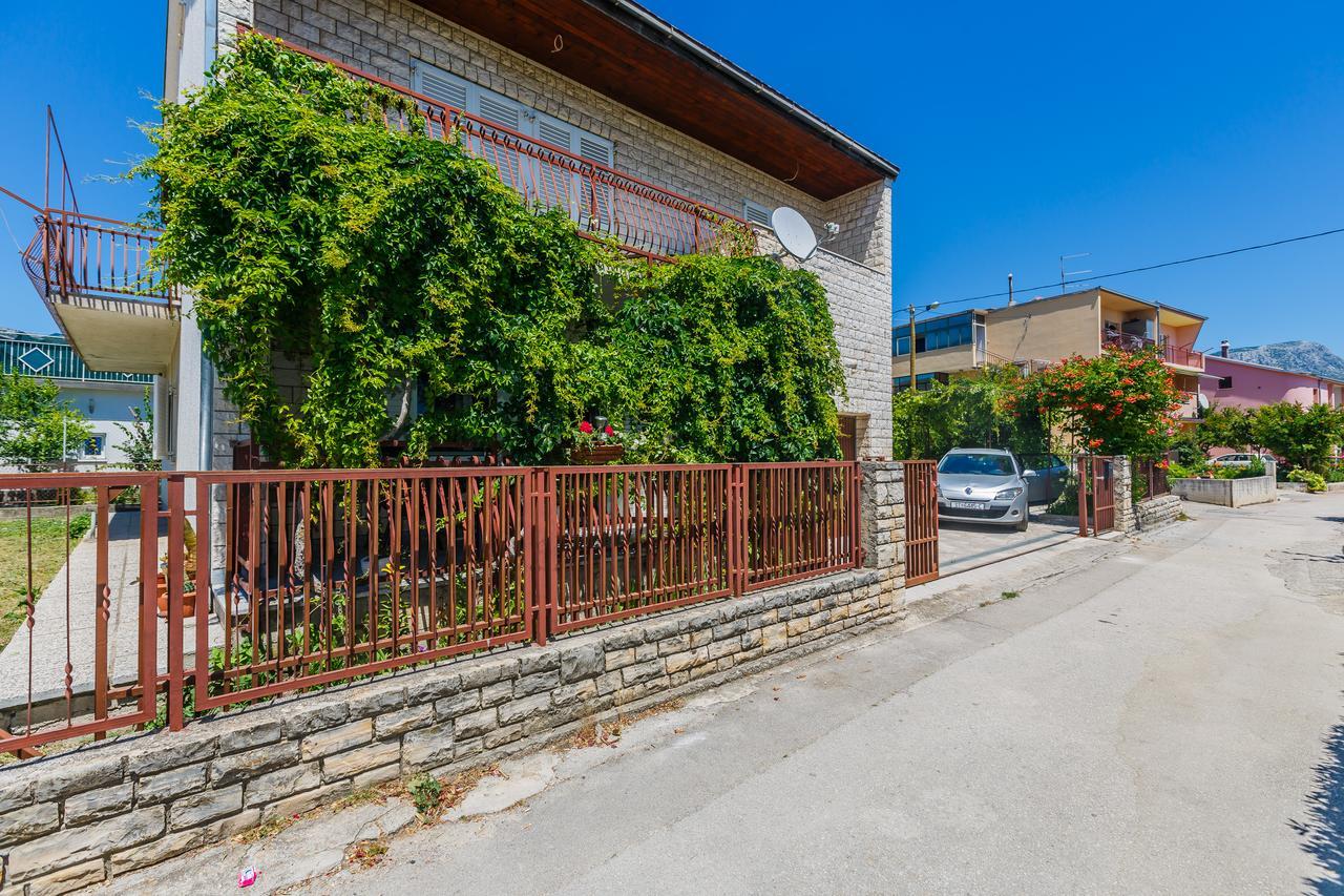 Apartman Mila Каштела Экстерьер фото